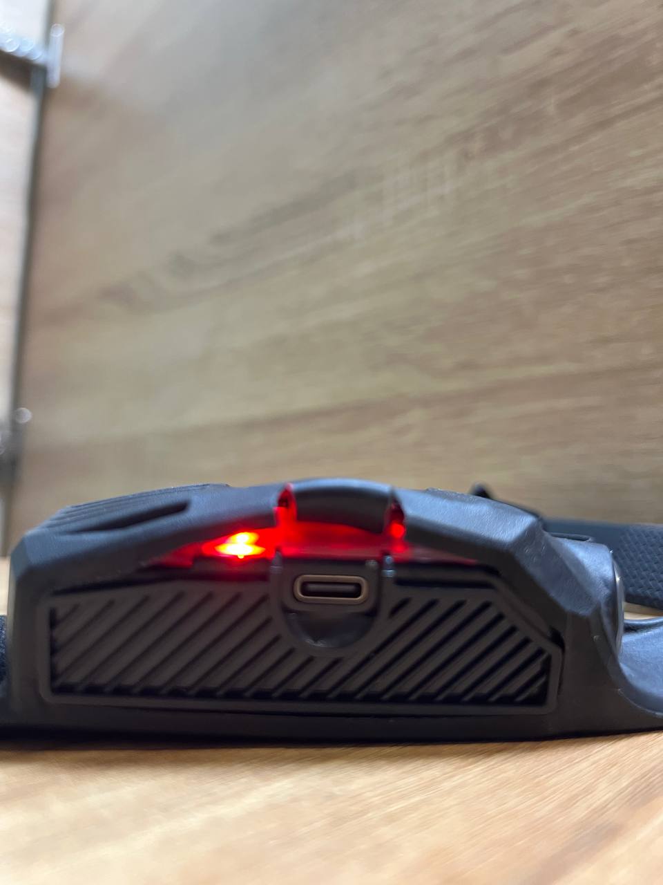 منفذ الشحن USB-C